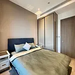 Luxury 2Bd W Rooftop Bar & Pool In Saigon Center