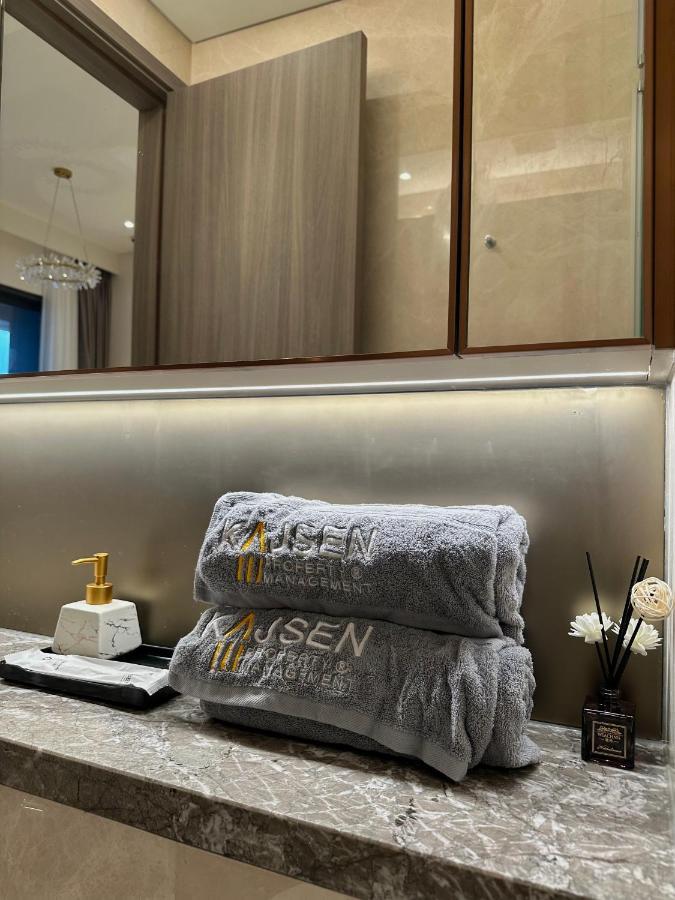 Apartment Luxury 2bd W Rooftop Bar & Pool In Saigon Center Ho Chi Minh City