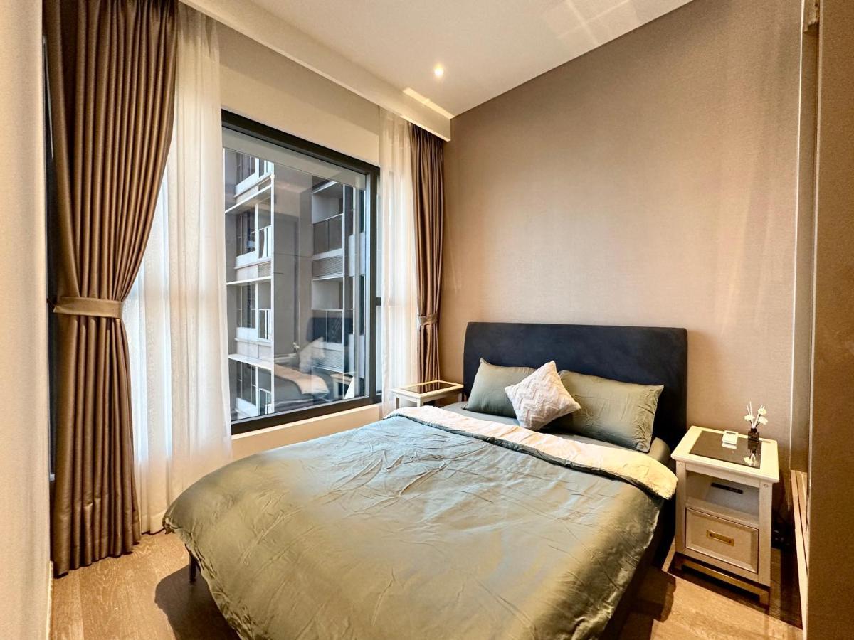 Apartment Luxury 2bd W Rooftop Bar & Pool In Saigon Center